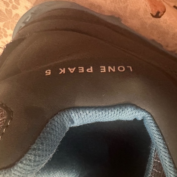 Altra - Picture 12 of 13